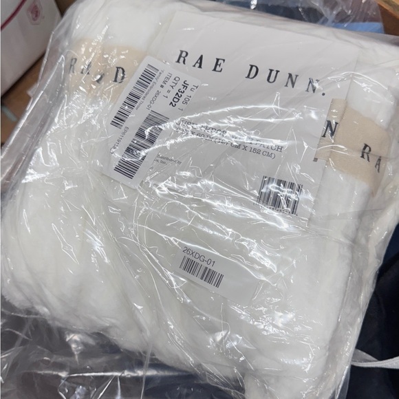 Rae Dunn “Family” 50” x 60” white super soft throw with black letters- NIP - Picture 3 of 3